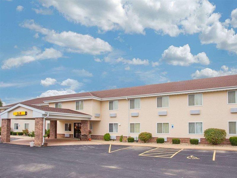 Super 8 By Wyndham Galva Hotel Exterior foto
