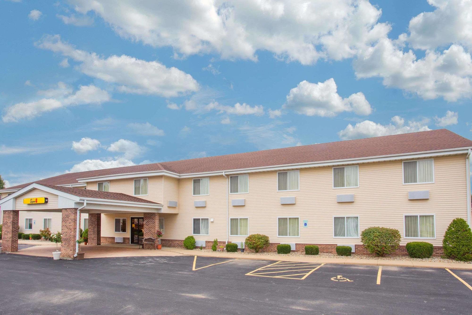 Super 8 By Wyndham Galva Hotel Exterior foto